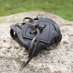 Epic Armoury Gevlochten Leren Armband, Zwart -Mode Winkel gevlochten leren armband zwart 3