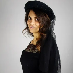 Leonardo Carbone Jonkvrouwenkrans, Zwart -Mode Winkel jonkvrouwenkrans zwart 3