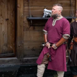 Leonardo Carbone Keltische Tuniek, Korte Mouwen, Rood -Mode Winkel keltische tuniek korte mouwen rood 2