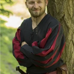 Epic Armoury Landsknecht Hemd, Zwart / Rood -Mode Winkel landsknecht hemd zwart rood 3