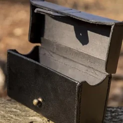 Epic Armoury Rechthoekige Leren Tas, Zwart -Mode Winkel rechthoekige leren tas zwart 4