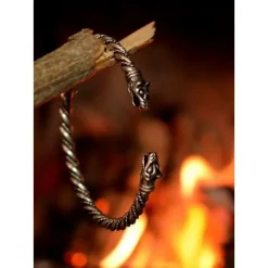 Vikingarmband Met Wolvenkoppen -Mode Winkel vikingarmband met wolvenkoppen 2