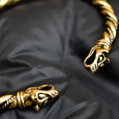 Vikingarmband Met Wolvenkoppen -Mode Winkel vikingarmband met wolvenkoppen 4