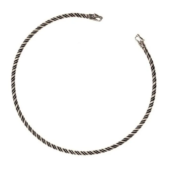 Vikingtorque Met Wolvenkoppen, Verzilverd 3 Vikingtorque Met Wolvenkoppen, Verzilverd