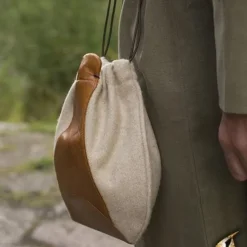 Epic Armoury Wol-leren Buidel, Beige-bruin -Mode Winkel wol leren buidel beige bruin 1